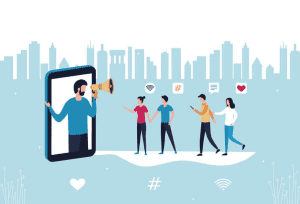 Online blog writer attracting a target audience